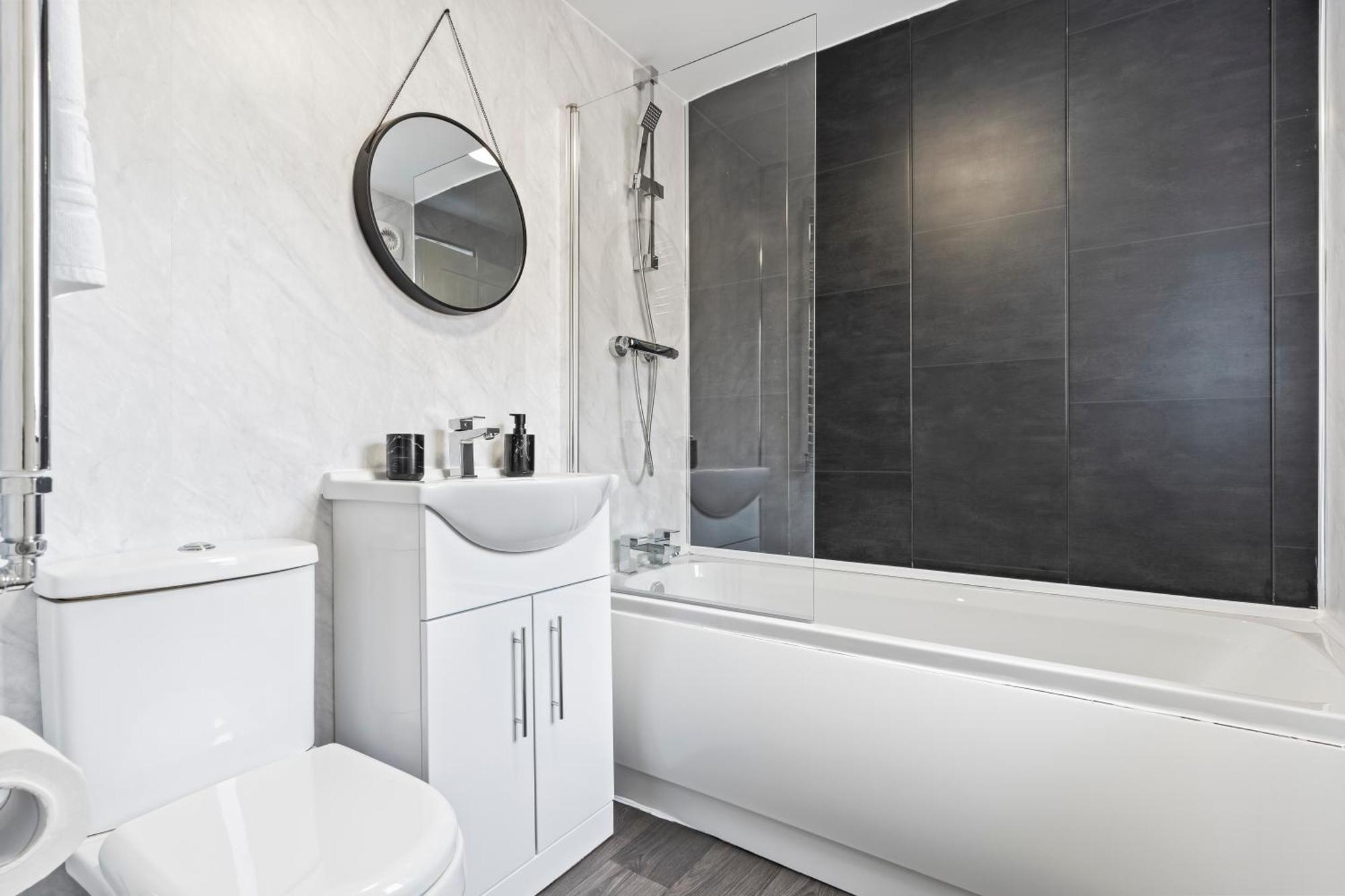 4 Bedroom, 2 Bath In Newcastle Town Centre Екстериор снимка